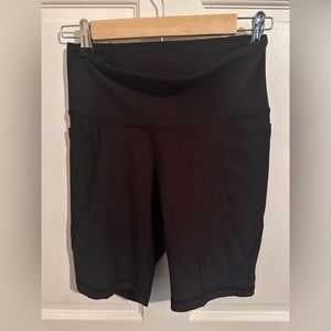 Old Navy Active Power Soft high rise bike short